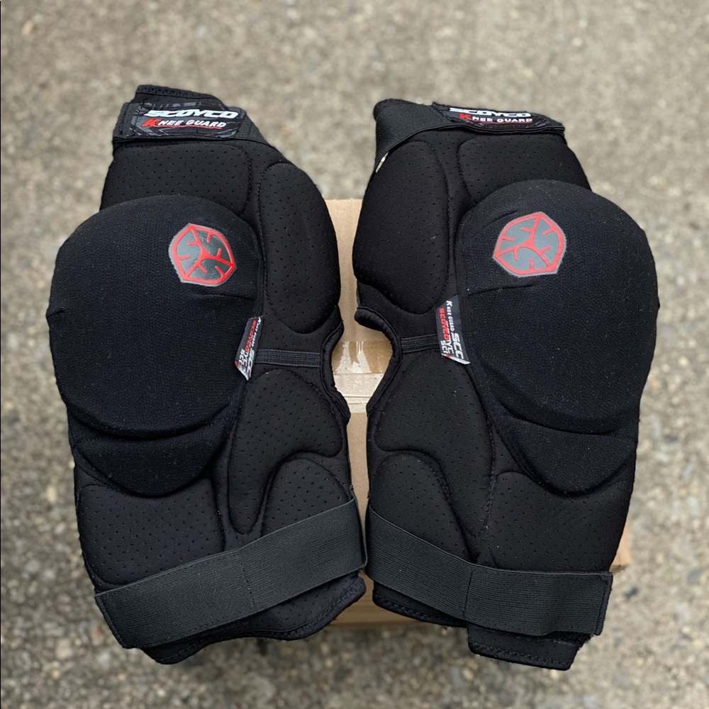 MTB DOWNHILL MOTOCROSS BIKE KNEES PADS